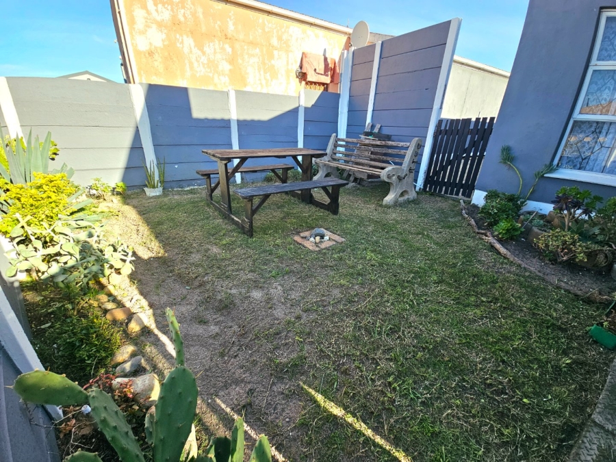 4 Bedroom Property for Sale in Strandfontein Village Western Cape